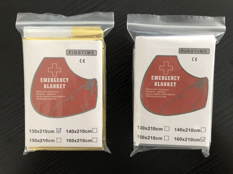 UneedAid™ Premium Emergency Survival Blanket - Mylar Thermal Foil, CE Certified (Wholesale)