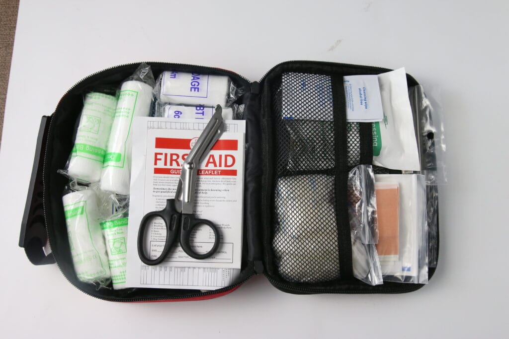 Germany DIN 13164:2022 Car First Aid Kit detail image